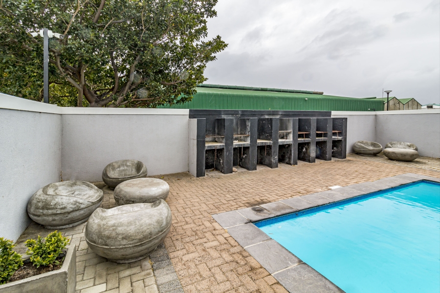 2 Bedroom Property for Sale in Heritage Park Western Cape